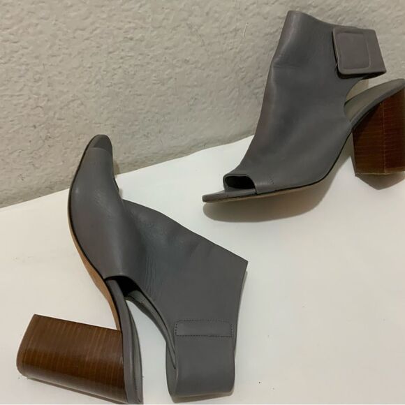 Vince ‘Faye’ Open Toe Gray Bootie size 6.5 - Picture 8 of 11